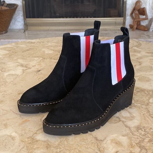 NWOT Cecelia Gemma Leather Wedge Booties Size 8 - Picture 2 of 13